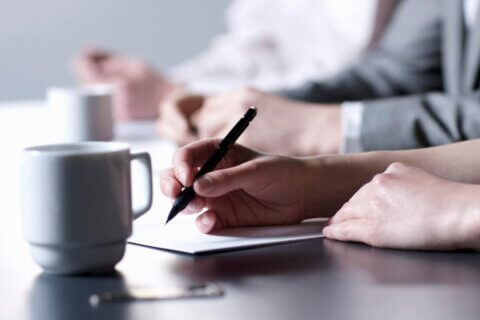 金证资产评估梁原受邀参加上海财经大学资产评估专业硕士学位论文答辩评审活动