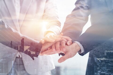 公司开展员工股权激励并晋升合伙人