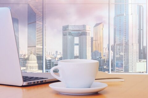 我公司常务副总裁、首席评估师徐晓斌同志荣获“新时代资产评估行业优秀建设者”称号