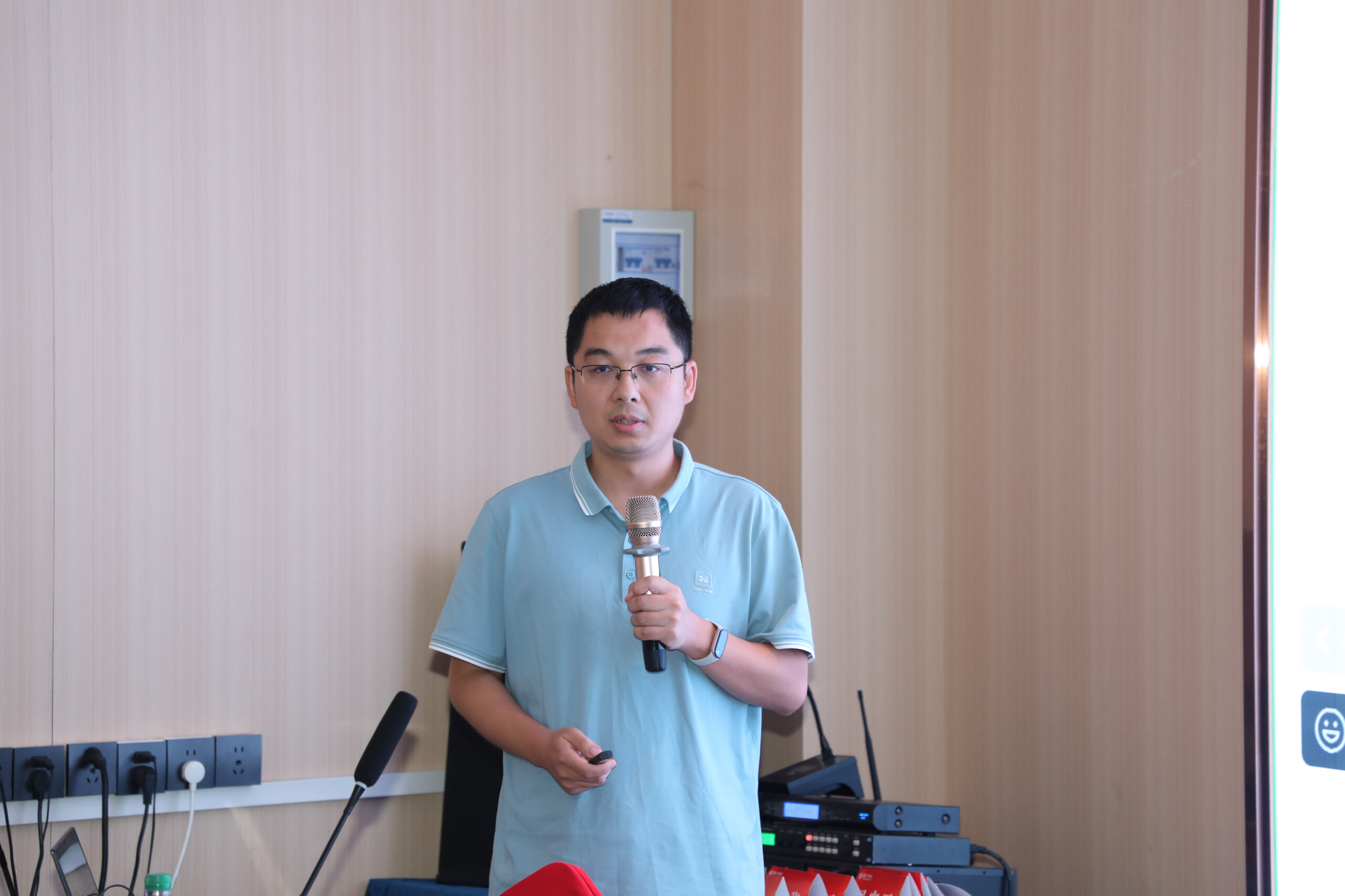 黄“金”年代，见“证”美好 | 金证评估2025年新员工培训圆满收官